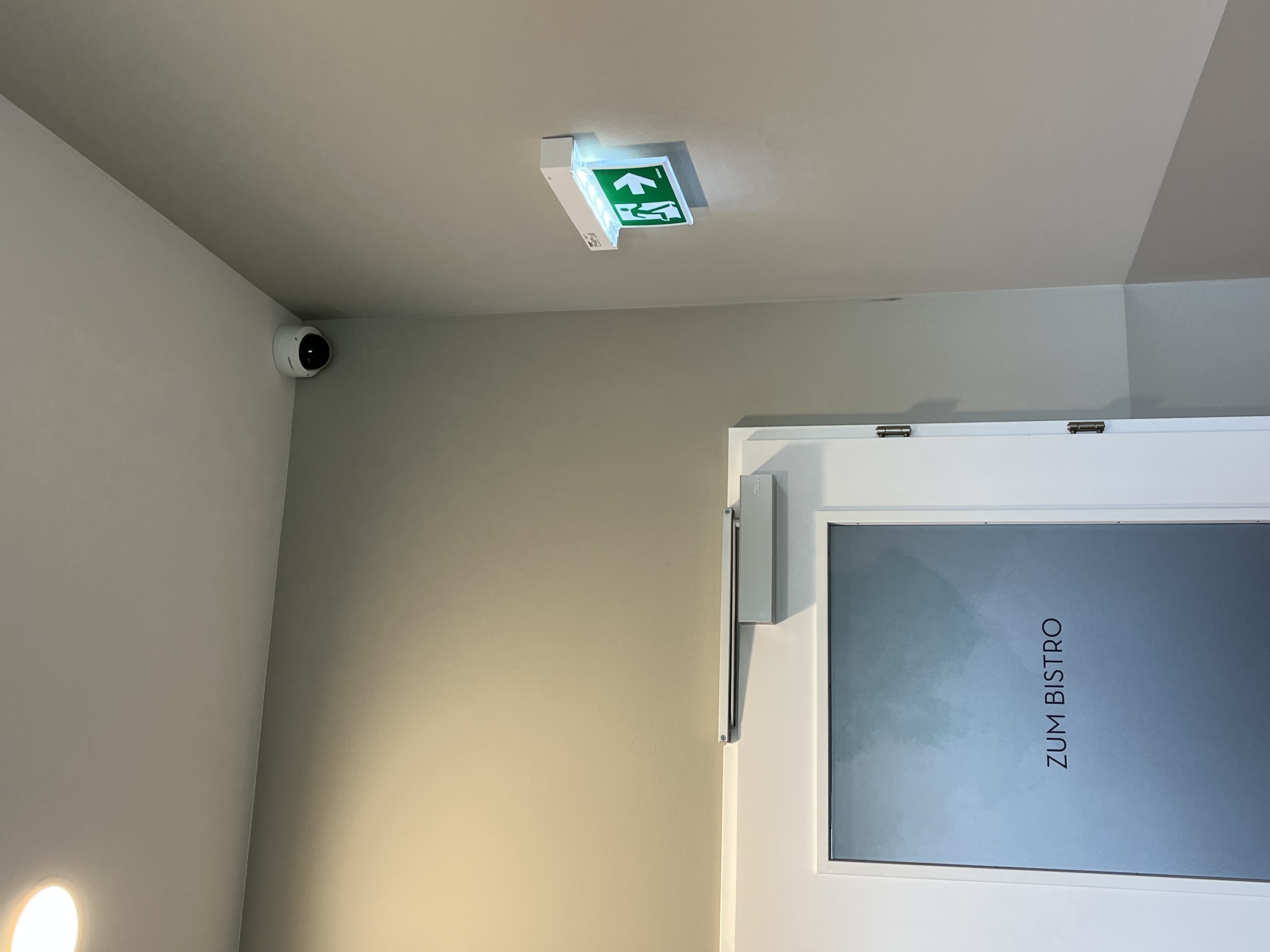 Kamera_Stiegenhaus.JPG